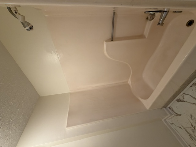Gallery Photo 13
